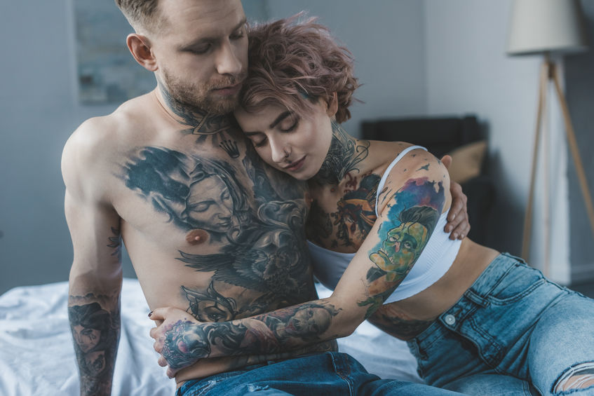 Brust frauen tattoos Das Brust